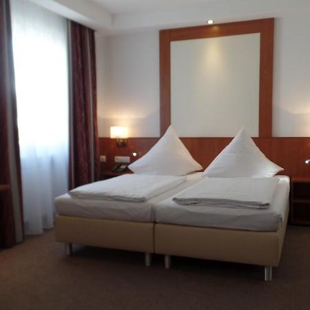 Hotel St. Georg Regensburg Exteriör bild