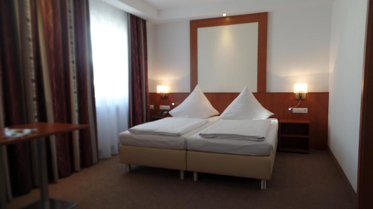 Hotel St. Georg Regensburg Exteriör bild
